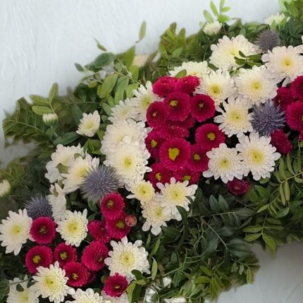 coroana funerara crizanteme